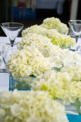 white hydrangea centrepieces